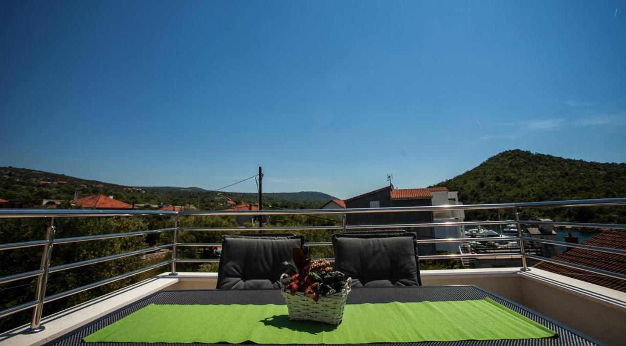 Apartments Bepo Rogoznica  Esterno foto